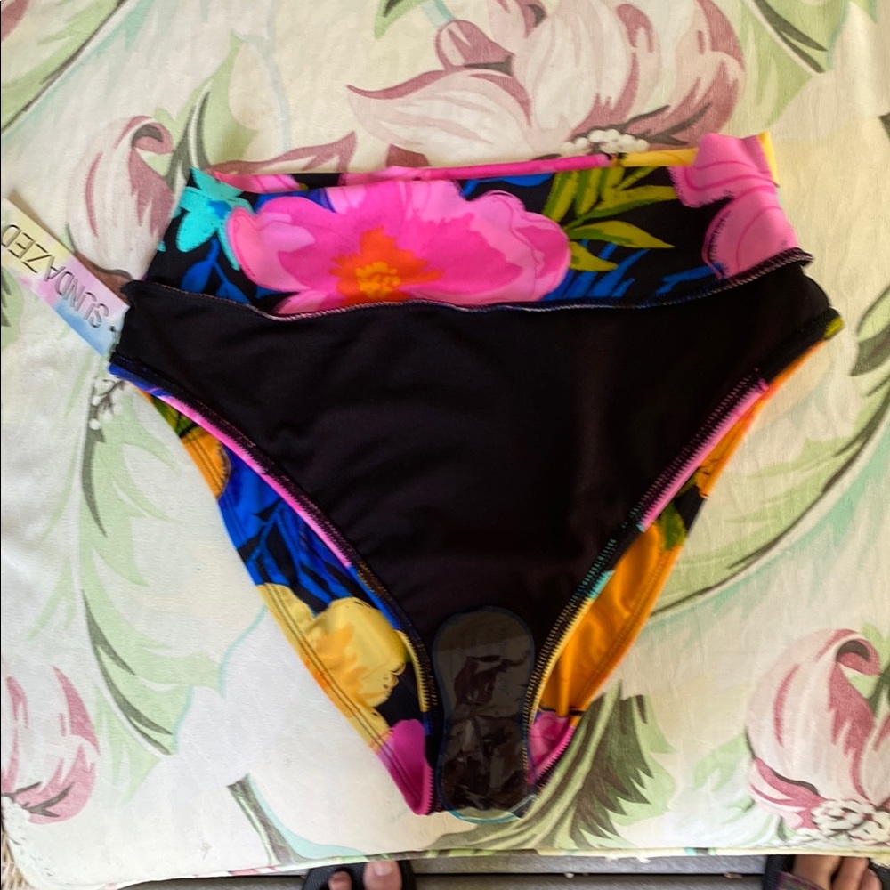 NWT Sundazed  Women's Floral High-Waisted Bikini Bottom - Pink and Black - Picture 5 of 10